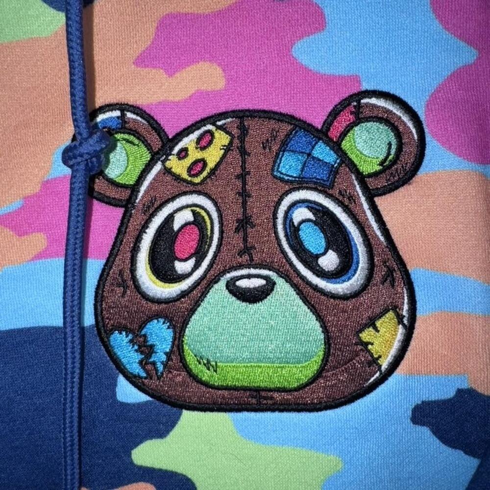 Sneaker Match Tees Hoodie‎ Mens Small Multicolor Camo Bear Embroidered Pullover - Picture 2 of 10